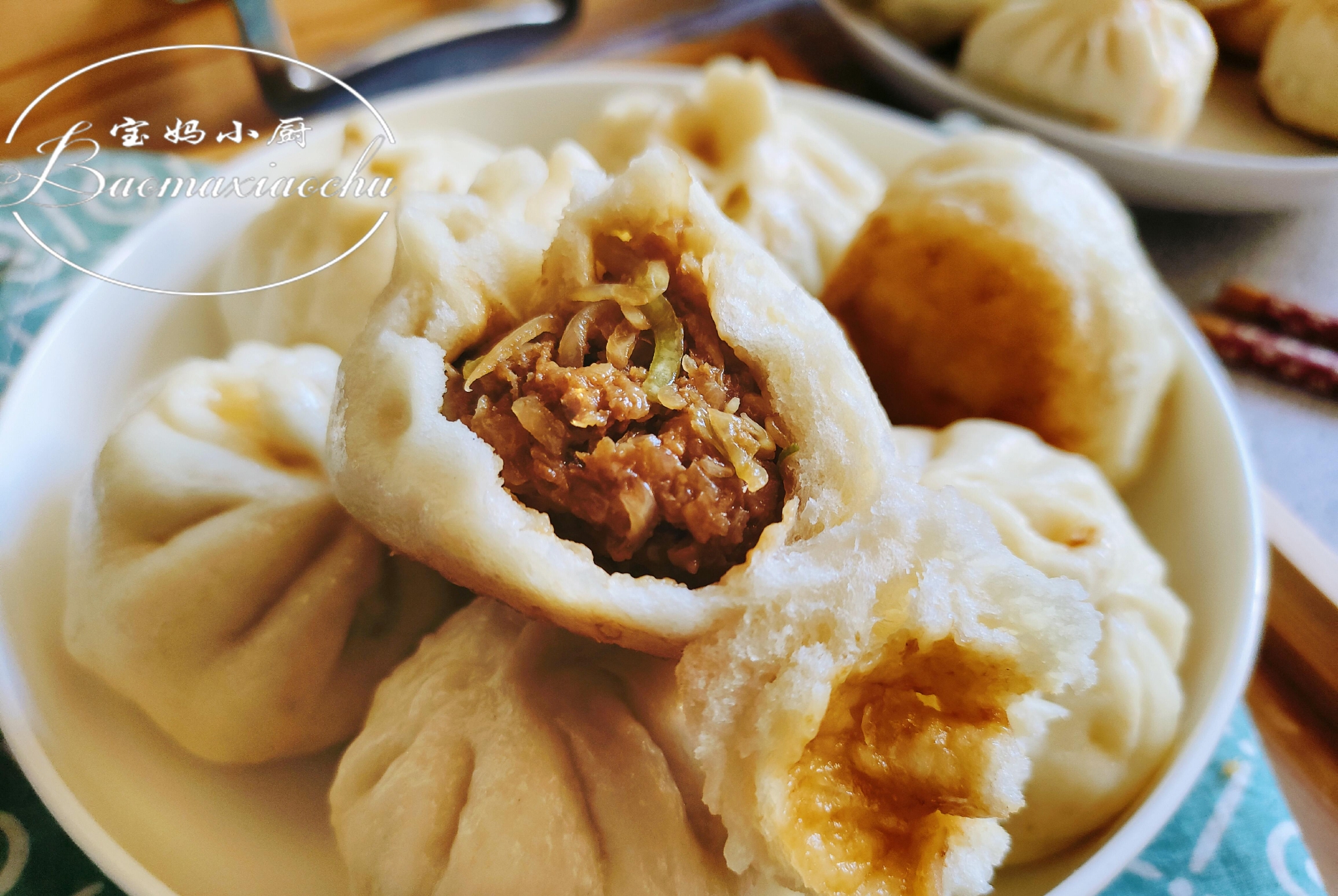 春三月,常用圆白菜做包子,维生素多还杀菌,"倒春寒"也不怕|圆白菜