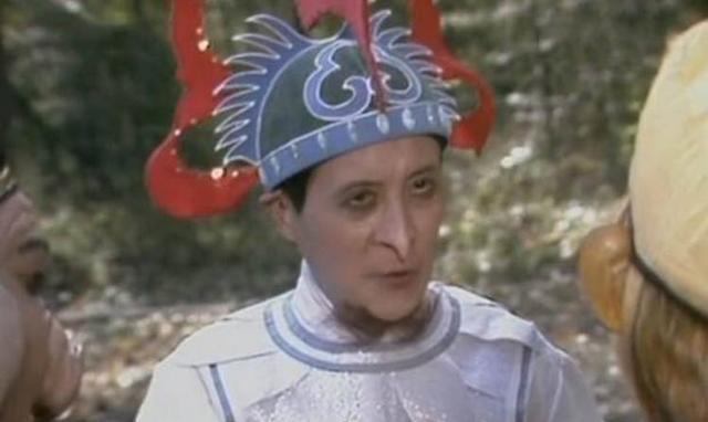 没错,毗蓝婆菩萨就是在多目怪(就是蜈蚣精)那一回,仅仅就用了一根针就