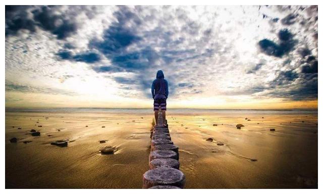 这些星座的人生注定要经历三个大起大落生活跌宕起伏