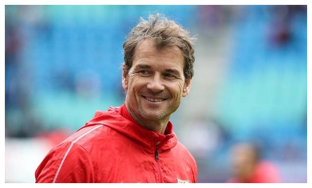 莱曼谈06年欧冠决赛红牌:此前欧冠零失球的记录给我很大压力