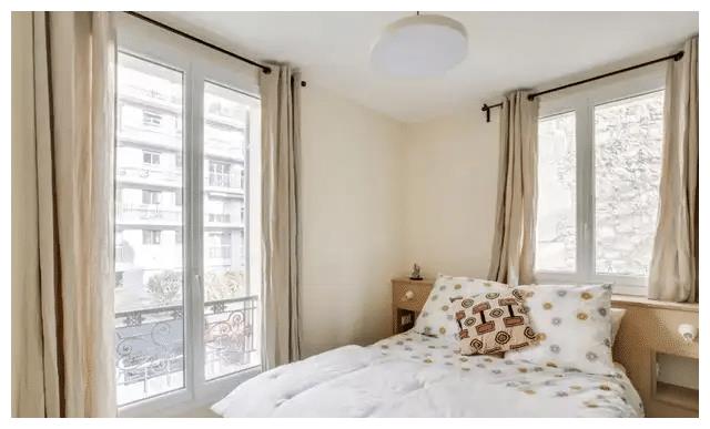 龙吟师傅讲解床头朝向窗户风水怎么样|南方|床头|窗户_新浪新闻