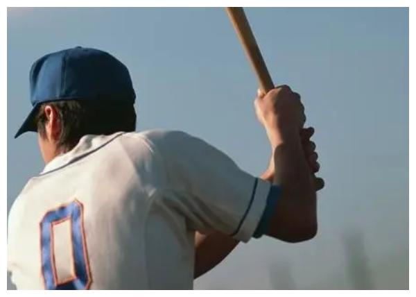 如果有女生喜欢上一个摩羯座的男生,建议看完本文!休闲区蓝鸢梦想 - Www.slyday.coM 如果有女生喜欢上一个摩羯座的男生,建议看完本文!休闲区蓝鸢梦想 - Www.slyday.coM