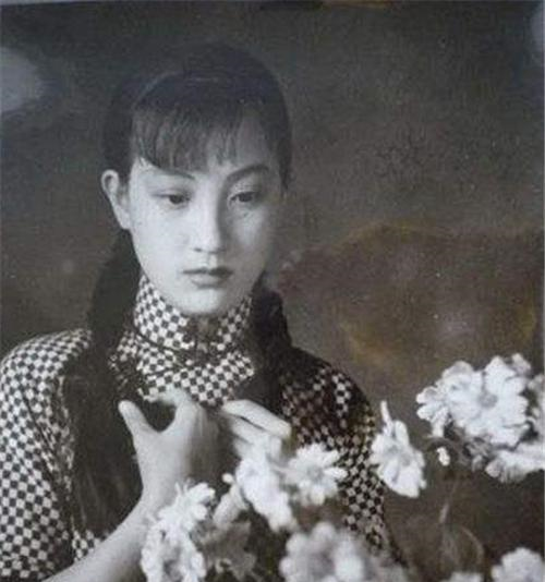 挺着大肚被抛弃,腹中胎儿无人认,晚年大喊:这是你的骨肉,验血休闲区蓝鸢梦想 - Www.slyday.coM 挺着大肚被抛弃,腹中胎儿无人认,晚年大喊:这是你的骨肉,验血休闲区蓝鸢梦想 - Www.slyday.coM