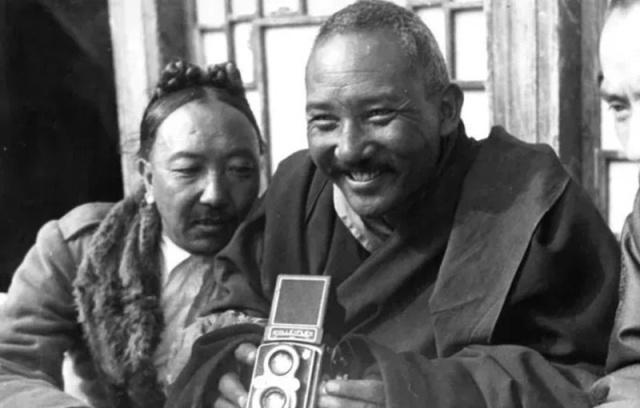 1938年，一支<a href=