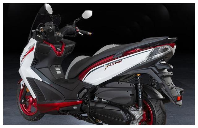 光阳赛艇l300这部摩托怎么样?新手适合入手吗?你真的了解吗