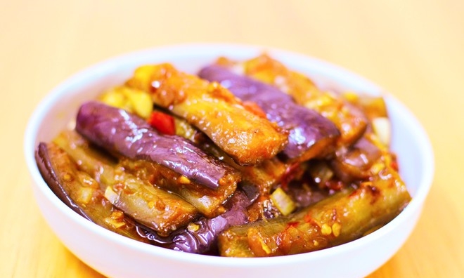 家常素菜菜谱,少油版油淋茄子,简单美味营养,超下饭,比肉好吃_高清