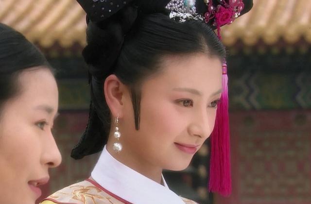 甄嬛传:沈眉庄为何能协理六宫,余莺儿挑衅时,一句话揭露原因