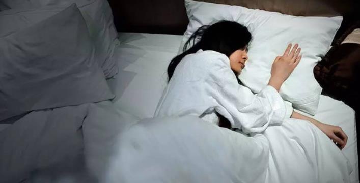 酒店试睡员都是美女,深入了解后,才发现这行业不为人知的秘密