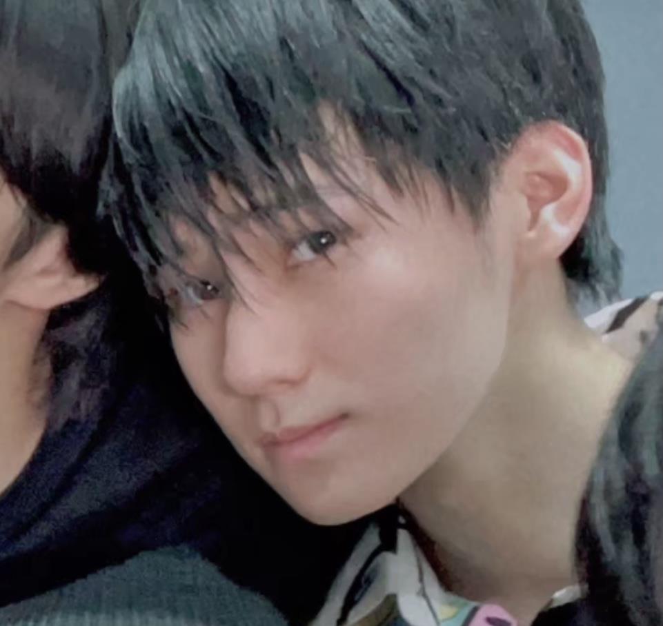 时代少年团晒全员素颜照,失去美颜滤镜成员真实状态如何?