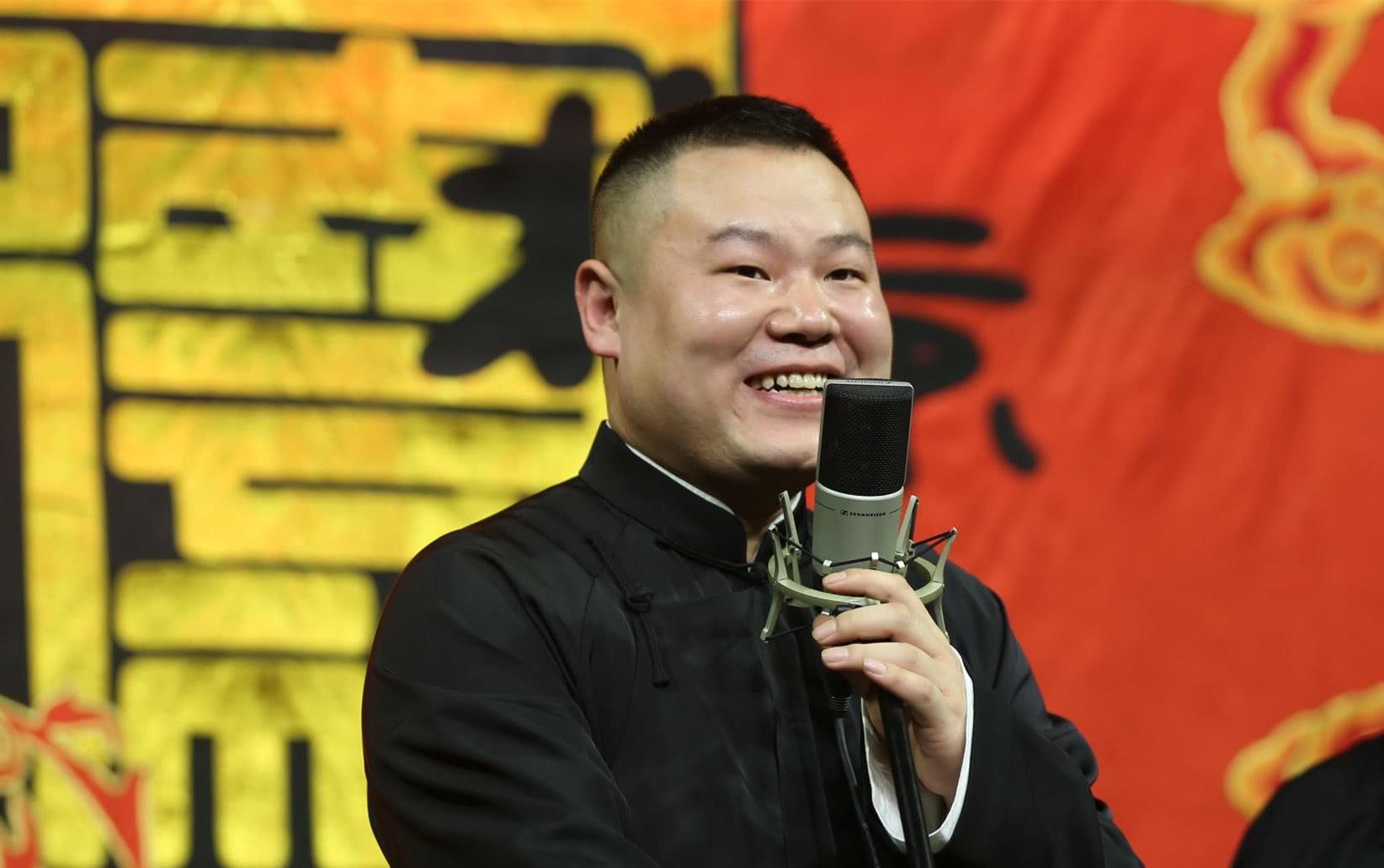 不忘初心方得始终岳云鹏空降德云社小剧场带自己徒弟说相声