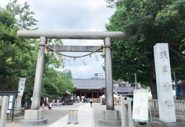 为什么国人穿汉服会被围观，在日本满大街都是和服却很正常？休闲区蓝鸢梦想 - Www.slyday.coM