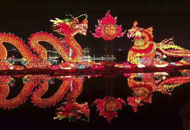 为什么国人穿汉服会被围观，在日本满大街都是和服却很正常？休闲区蓝鸢梦想 - Www.slyday.coM