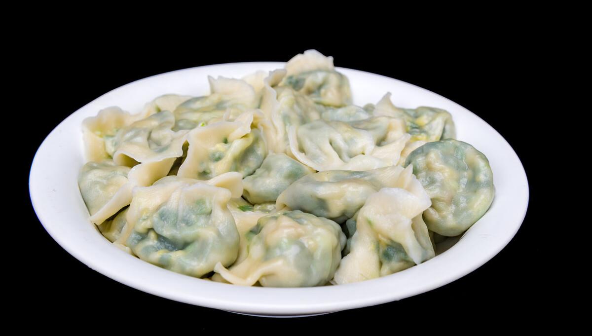 韭菜饺子别放肉换成这3样清新利口不油腻孩子最爱吃了