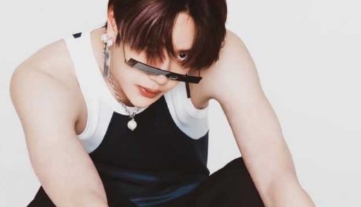 王一博很优秀，不要刻意的神化他休闲区蓝鸢梦想 - Www.slyday.coM