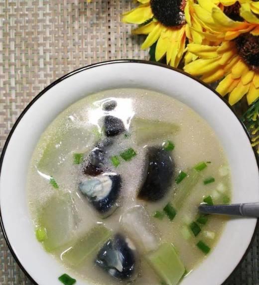 怎样做美味的冬瓜皮蛋汤