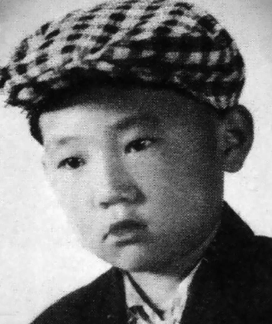 郭德纲童年照,林志颖童年照,张艺兴童年照,谁才是从小帅到大