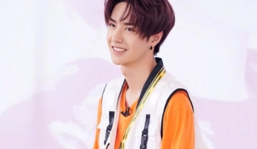 王一博很优秀，不要刻意的神化他休闲区蓝鸢梦想 - Www.slyday.coM