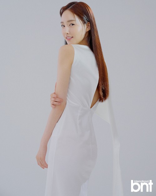 韩国女艺人金有美最新杂志写真曝光_高清图集_新浪网