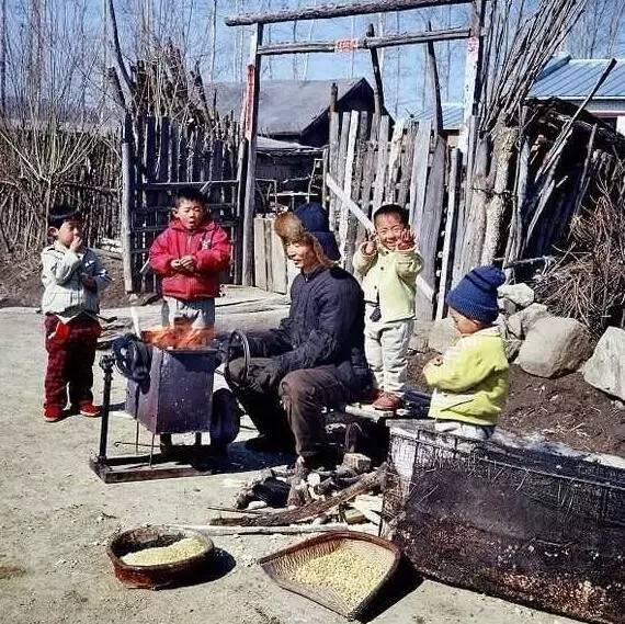 童年记忆!80张八十年代农村老照片,在农村长大的孩子们看哭没?