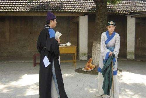 范进中举后为啥突然发疯?把他当时的职位放到现代,你就全懂了休闲区蓝鸢梦想 - Www.slyday.coM 范进中举后为啥突然发疯?把他当时的职位放到现代,你就全懂了休闲区蓝鸢梦想 - Www.slyday.coM