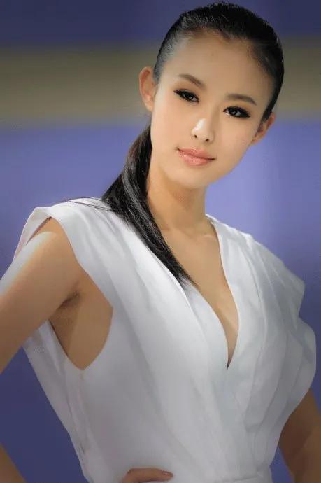 翟凌大美女魅力动人