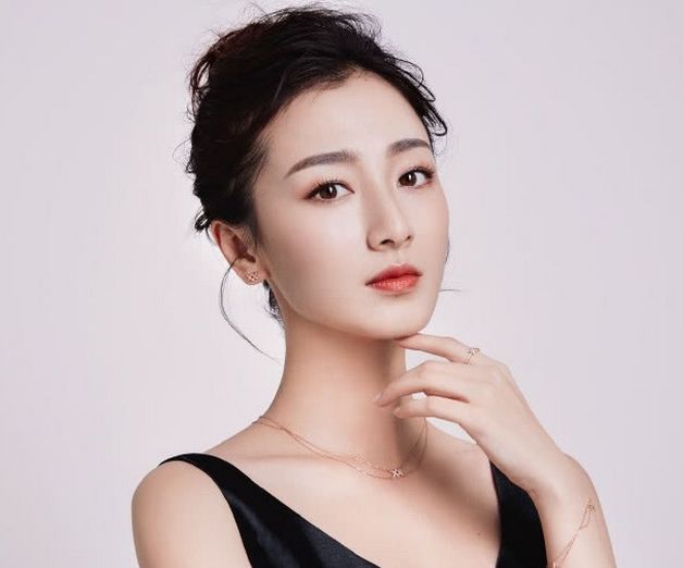 素颜女神叶青,清纯低调有实力,完美演绎了女神的气质!