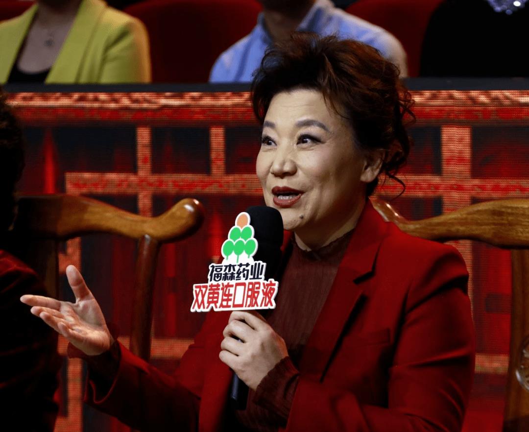 豫剧演员小香玉在梨园春节目中痛哭流涕讲的一段话让人感动