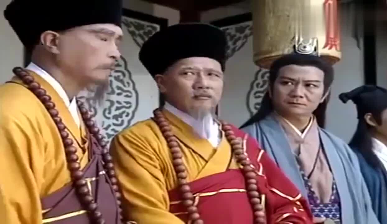 天龙八部:老版乔峰段誉虚竹,三兄弟打闹武林大会,不要太好看