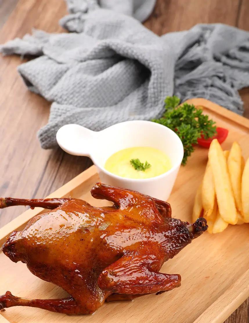 新疆烤乳鸽,野味足,真好吃|新疆|乳鸽|野味_新浪新闻