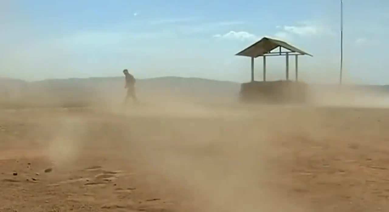 士兵突击:李梦骂许三多是个傻子,但是不讨厌他只是烦他