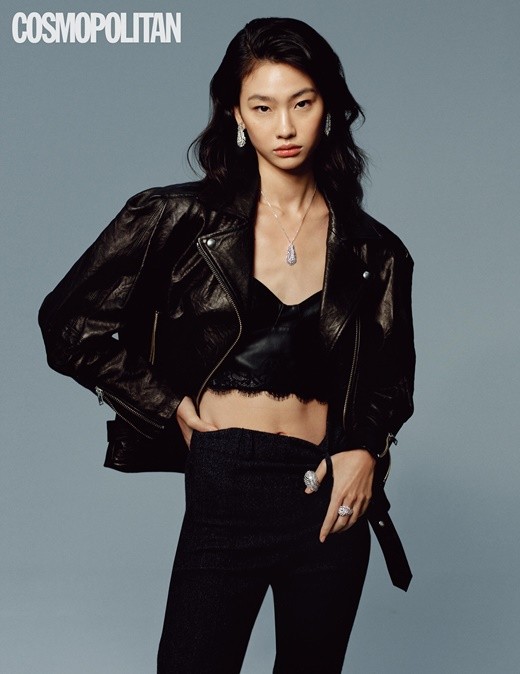 韩国女艺人郑浩妍为cosmopolitan拍大片
