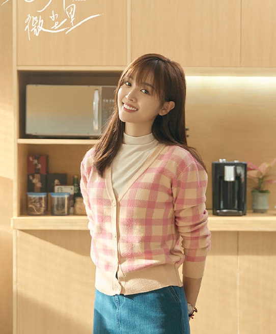 世界微尘里首播吴宣仪毕雯珺主演节奏明快剧情甜宠