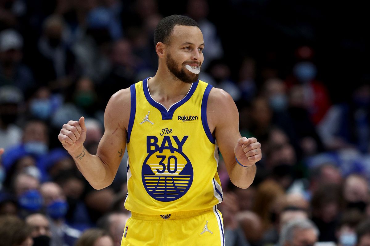 詹皇第4库里成全明星赛首轮票王认可湖人有意续签约翰逊