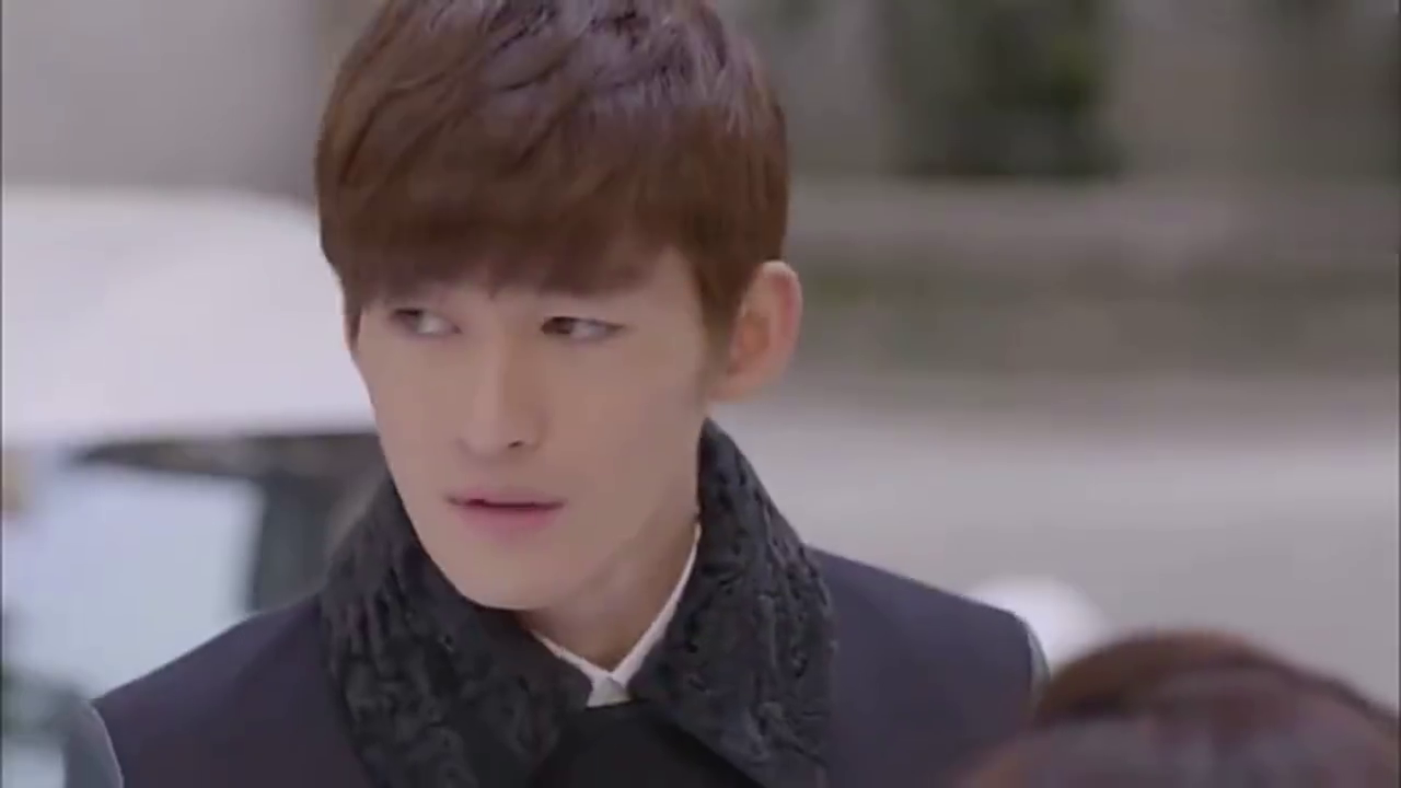 杉杉来了_ 封腾这么听杉杉的话, 以后肯定是个妻管严