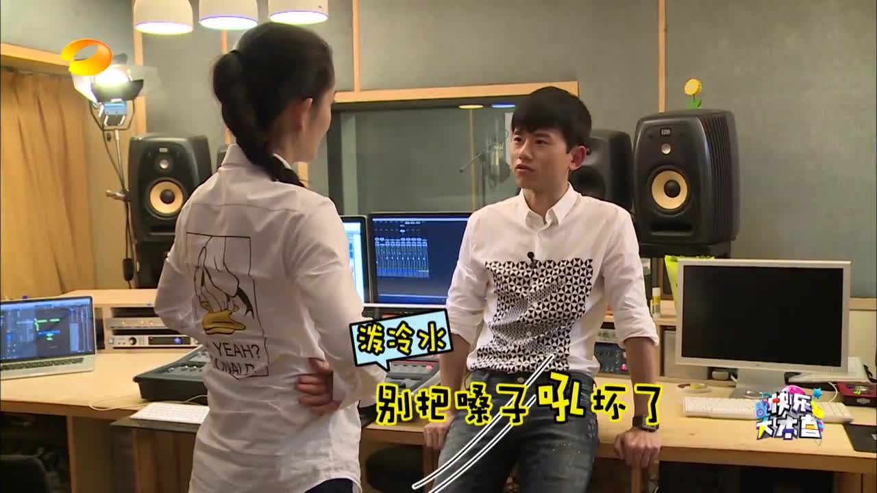 快本:谢娜竟遭张杰质疑,现场顿时崩溃,蹲地上不起来!