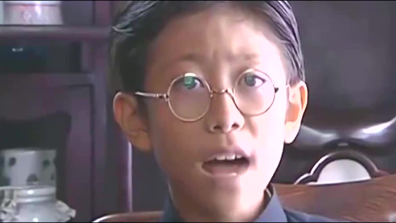 53 为您推荐: 小兵张嘎:嘎子和小伙伴活捉斋藤队长批准英子胖墩佟乐