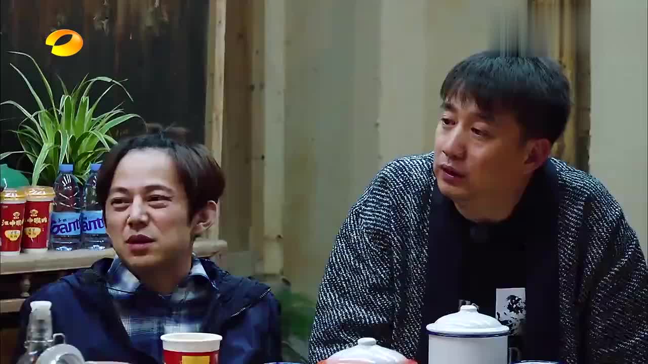 大华首次表演断头舞动作一出全场惊呆真不愧是天生的舞者