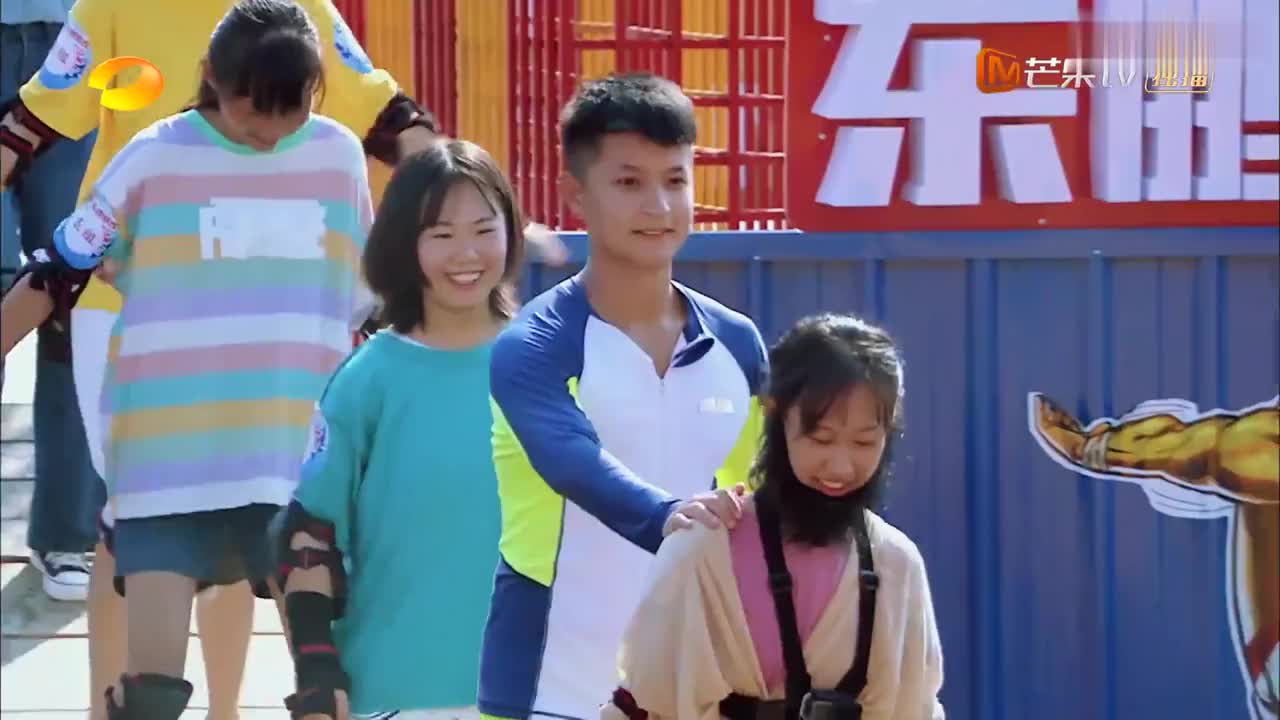 摇啊笑啊桥:猎豹队使出绝招,小姐姐清凉首发,不料还是惜败!