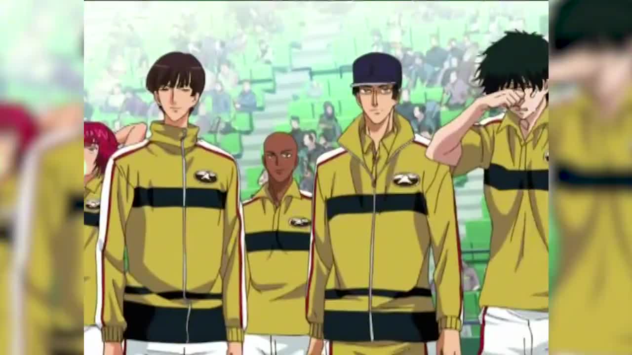 网球王子越前凭着自己的毅力拿到了最后的胜利好精彩啊