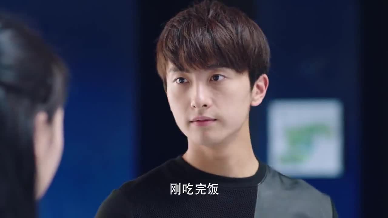 班长殿下:梓晨故意惹年年伤心初夏拒绝与母亲相认