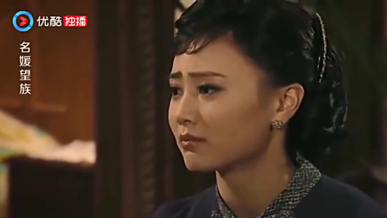名媛望族:小由含泪向瘫痪的婆婆告别,不料婆婆开口说话了