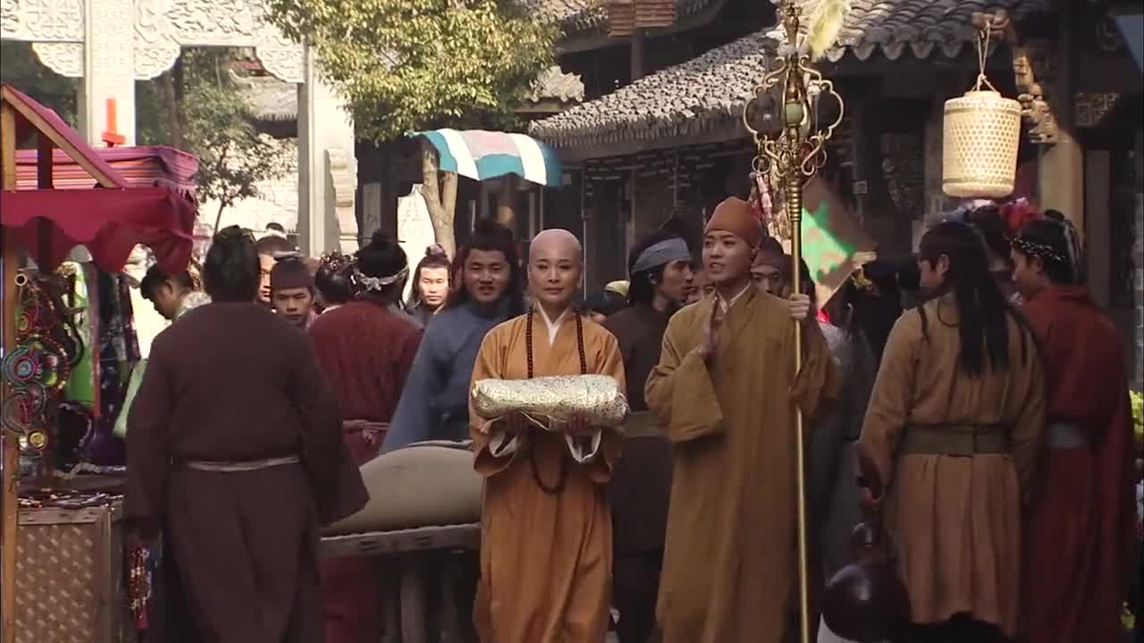 西游记:观音菩萨亲自下凡,故意声称要卖袈裟,引起唐太宗注意力