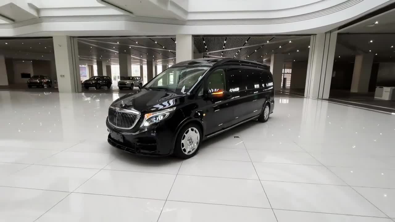 9米加长奔驰超豪华礼宾车!