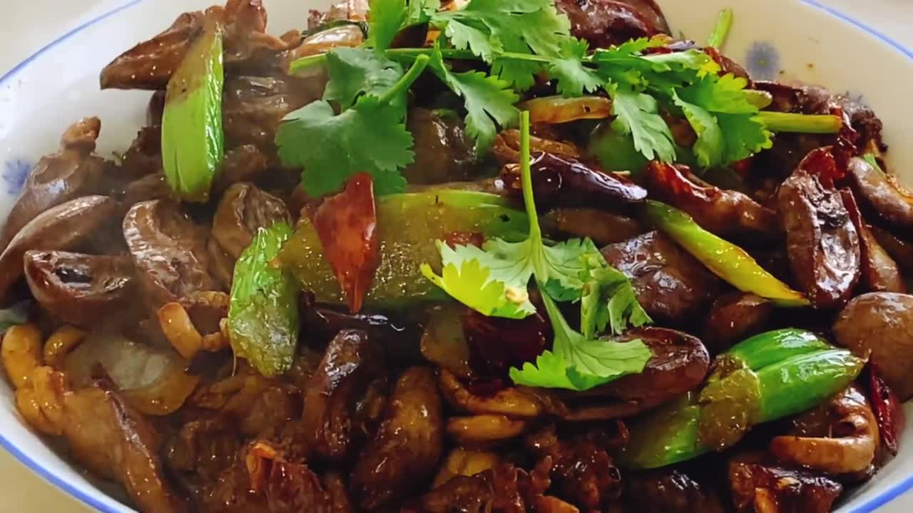 干煸鸡心,家庭版的做法,这样做也不比饭店里的差,试试吧