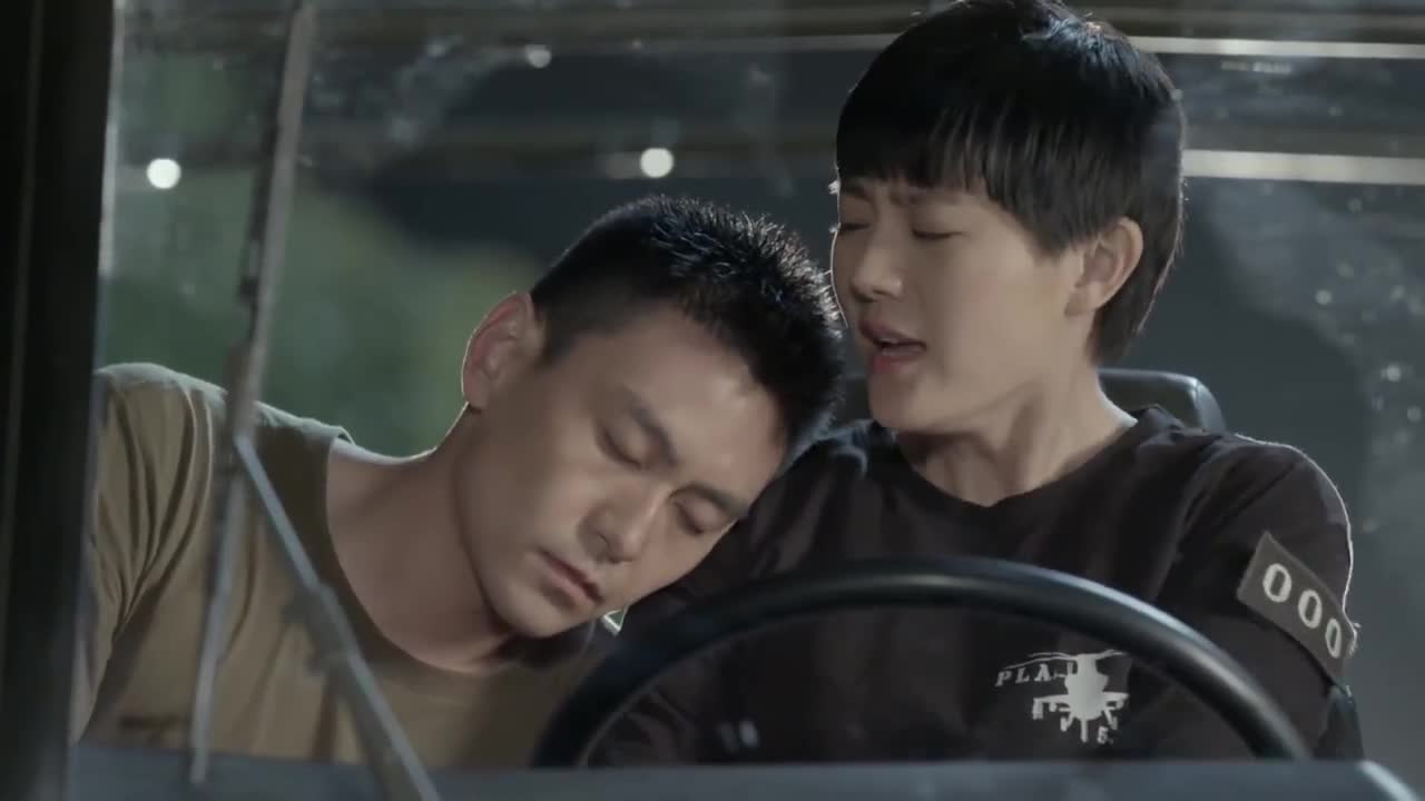 霹雳火:王星醒了过来,谢思潇跟他开玩笑,他竟然急眼了