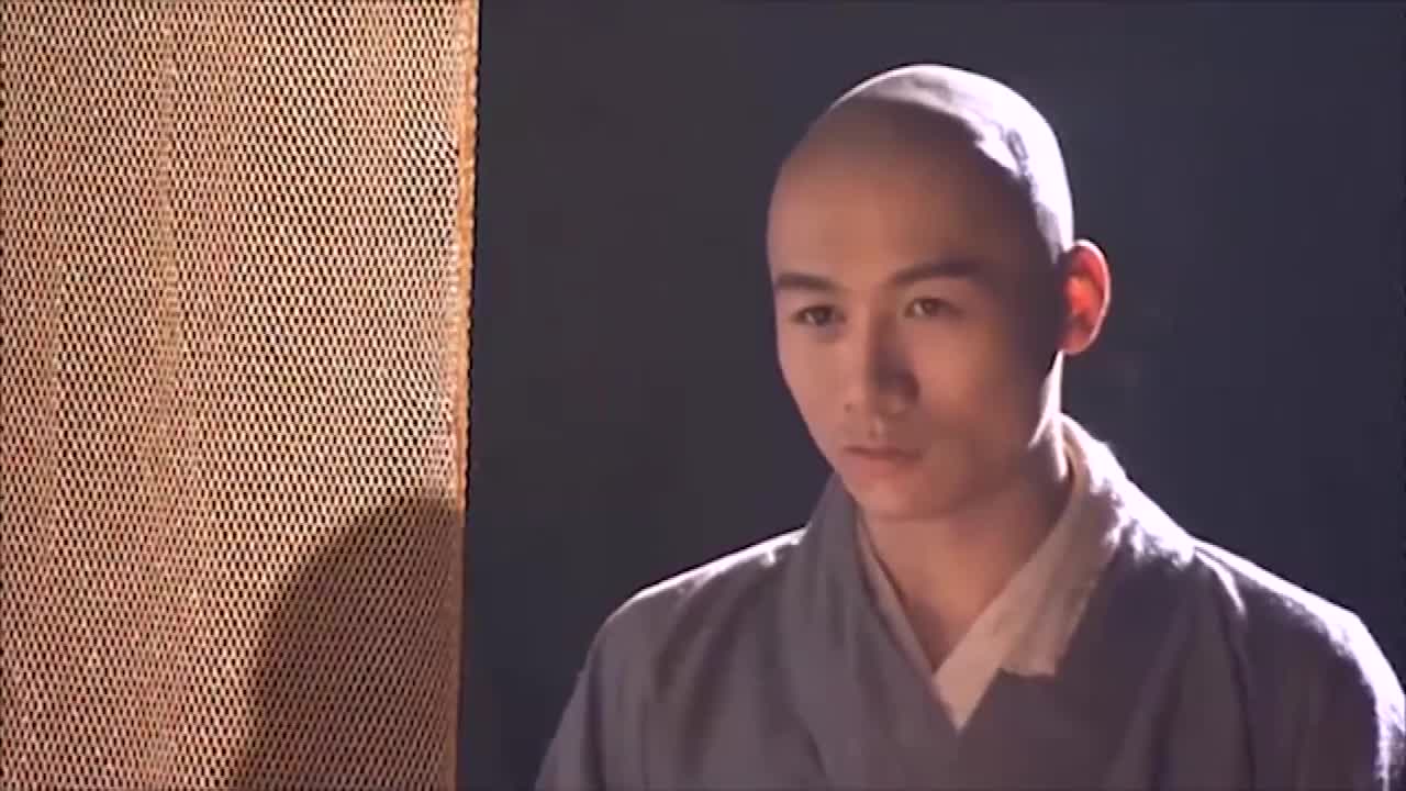 无崖子嫌弃虚竹,想用宝物打发他走,虚竹一句话让他改变注意