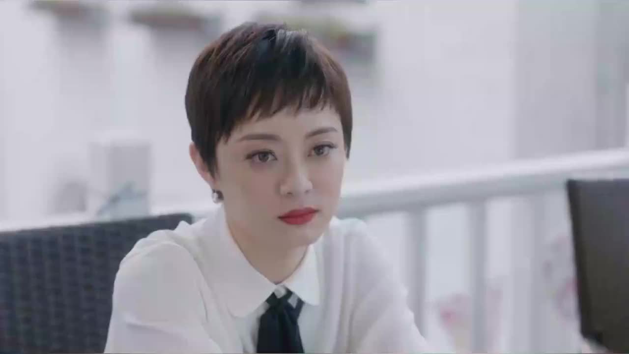 安家:小楼真是个人才啊,什么时候都忘不了吃,朱闪闪都无语