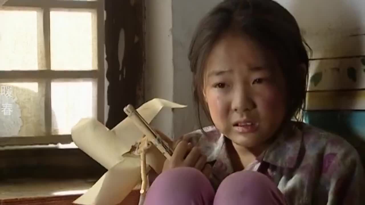 暖春:小花给二蛋倒酒没倒好,被惩罚一天不能吃饭,泪目