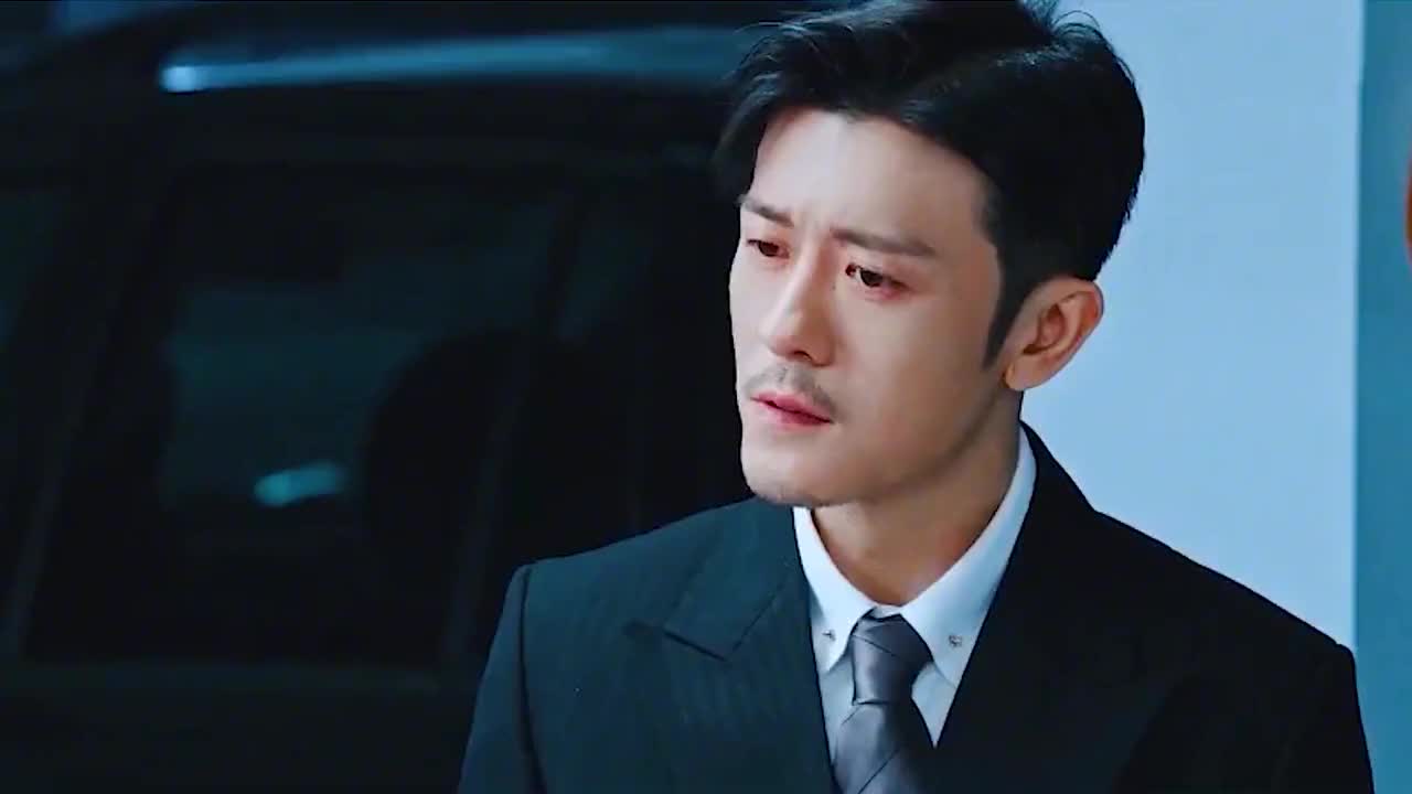 用蓝心羽这首《星空剪影》打开热剧《我,喜欢你》超甜