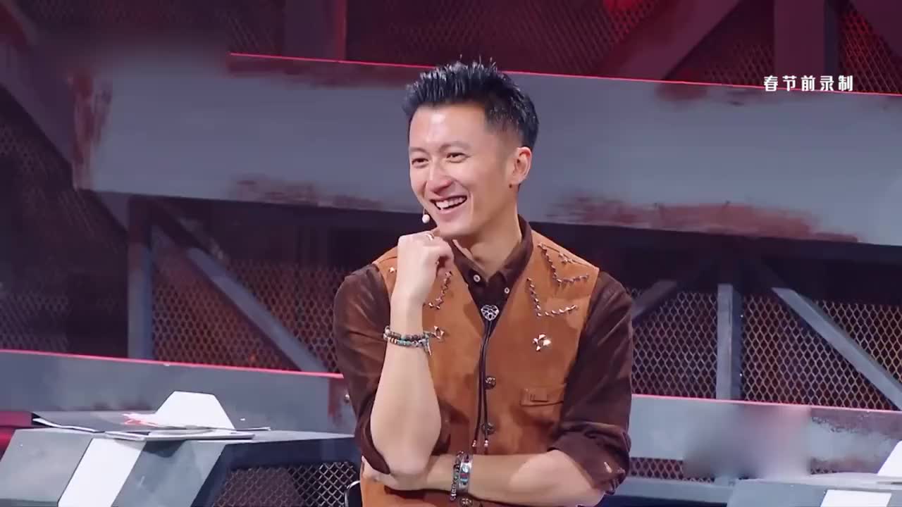 《我们的乐队》全员化身跨界达人!郑安伟挺会打泰拳,硬汉郭锐是